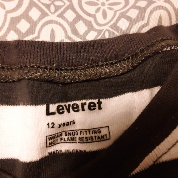 Super cute striped jammies - Picture 2 of 2